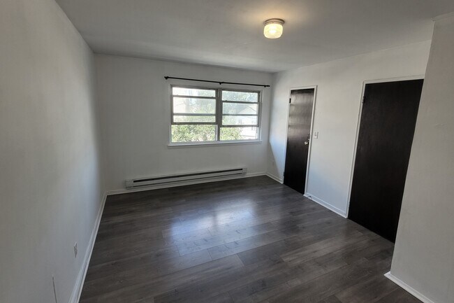 Building Photo - 7020 Polk St