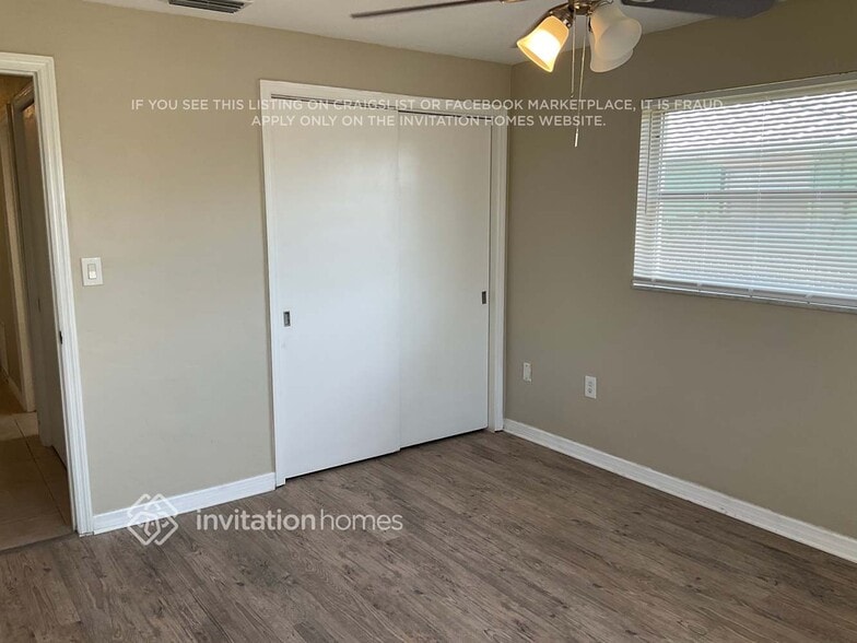 Building Photo - 222 SE 43rd St