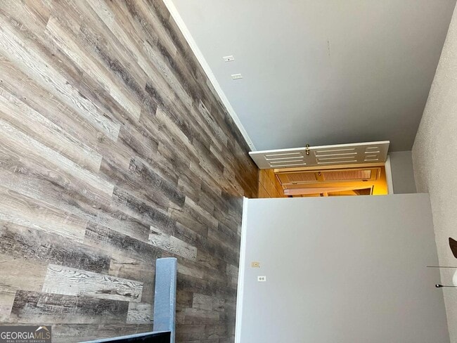 Building Photo - 2196 Palmyra Dr