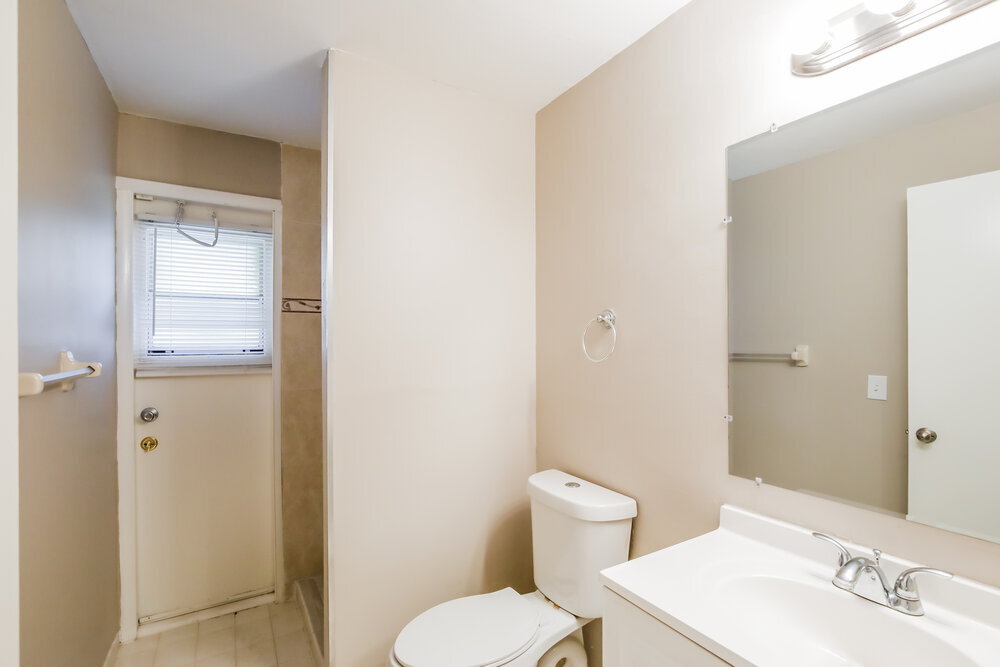 Building Photo - 10445 SW 158th Pl