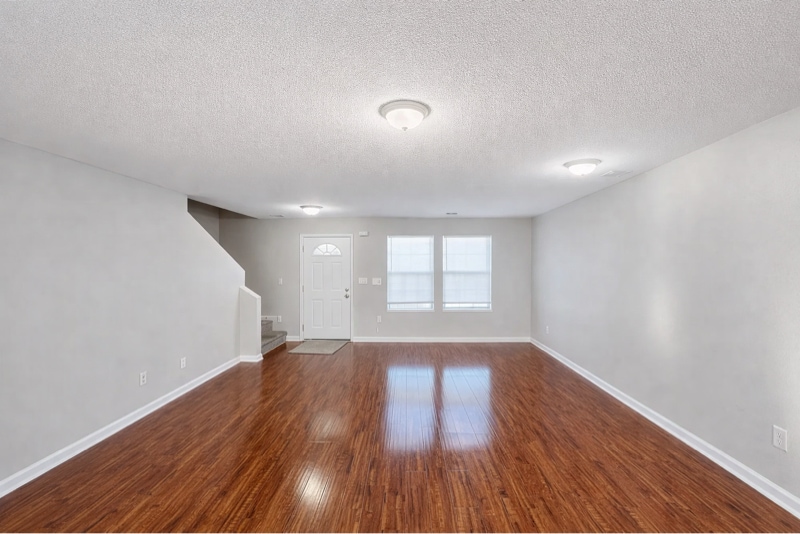 Building Photo - 10007 Branley Oak Dr