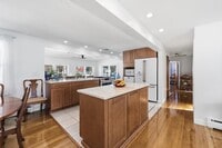 Building Photo - 11 Hillcrest Ave