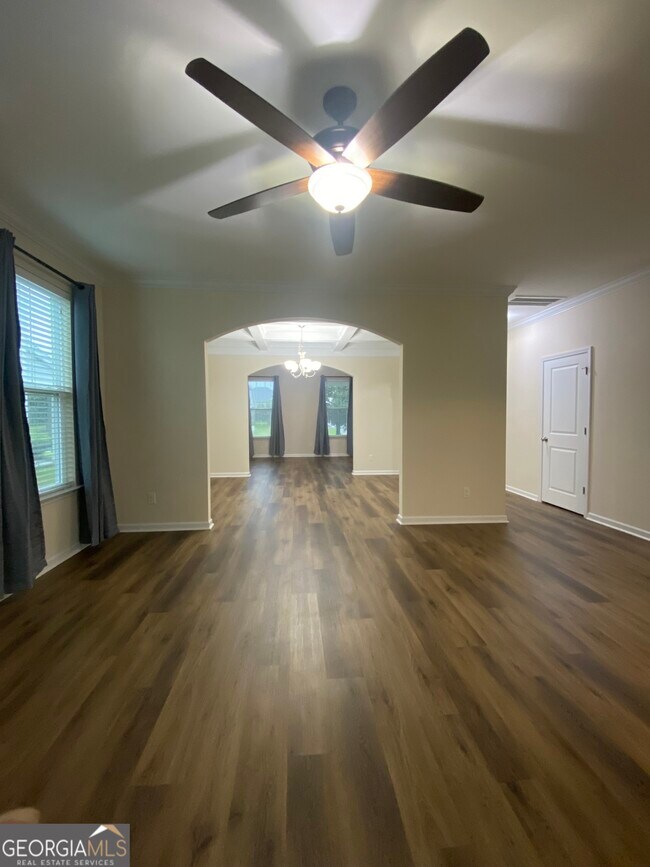 Building Photo - 116 Winslow Cir
