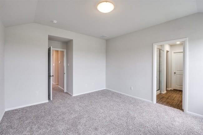 Building Photo - 737 Santa Lucia Dr