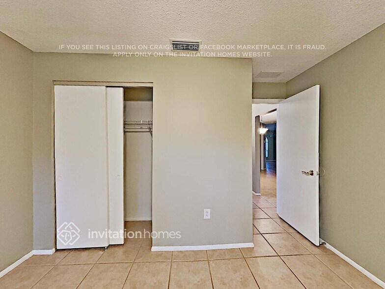 Building Photo - 2275 Cork Oak St W