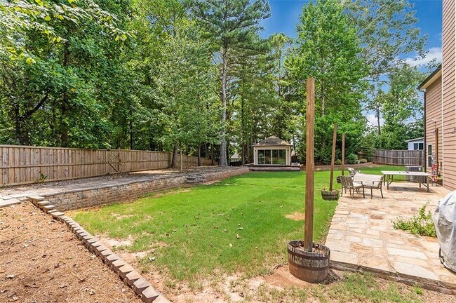 Building Photo - 2635 Azalea Bluff Dr