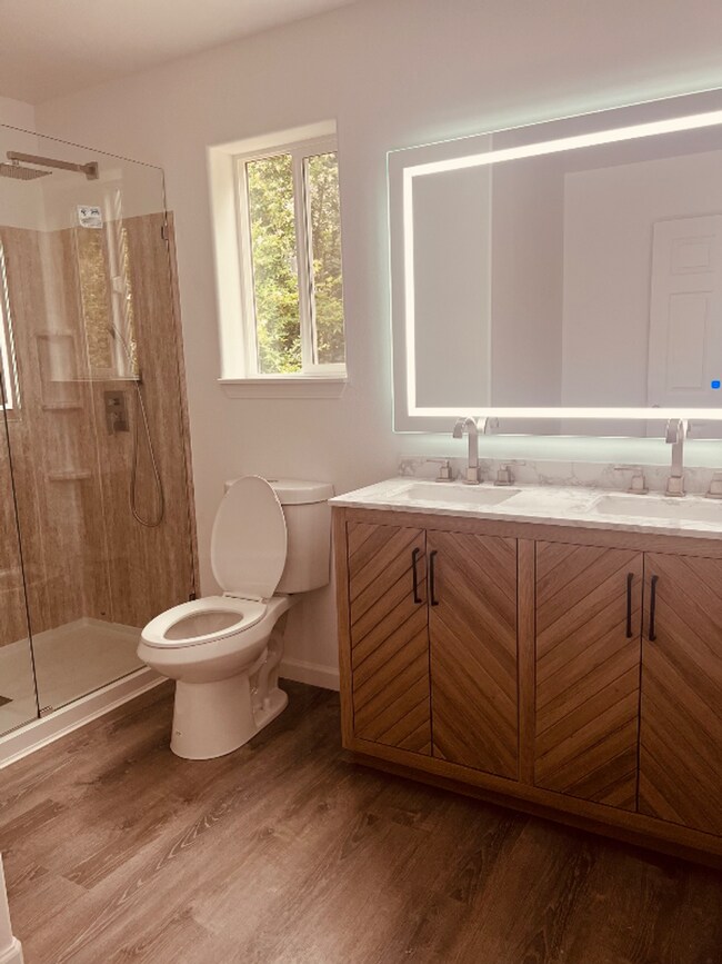 Building Photo - 2115/2125 Duplex