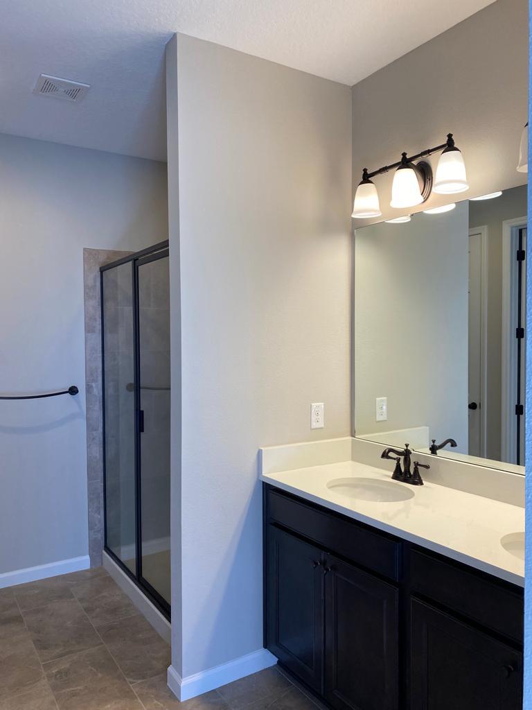 Building Photo - 125 Lake Smart Cir