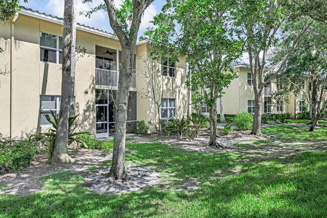 Building Photo - 9778 Bowline Dr