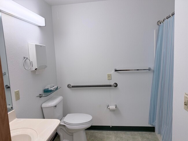 Building Photo - 161 Goehl Rd