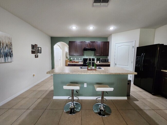 Building Photo - 6030 Grey Heron Dr