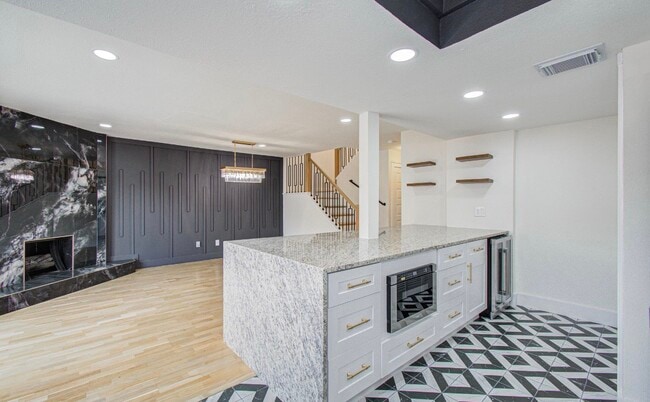 Building Photo - 14231 Misty Meadow Ln