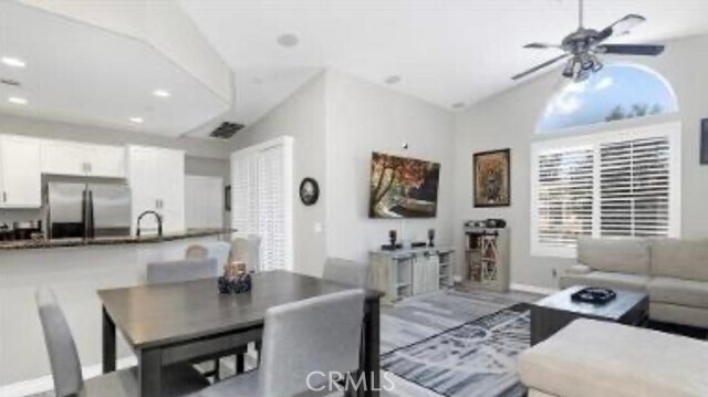 Building Photo - 35876 Hazelhurst St