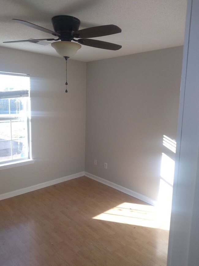 Building Photo - 4 Success Realty is now offering this Ador...