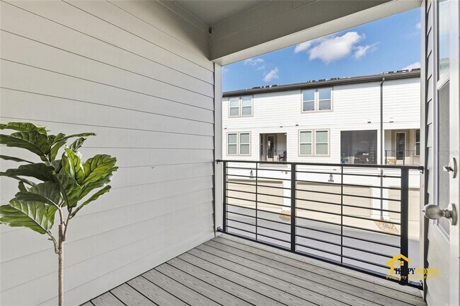 Building Photo - 8530 Warburg Alley