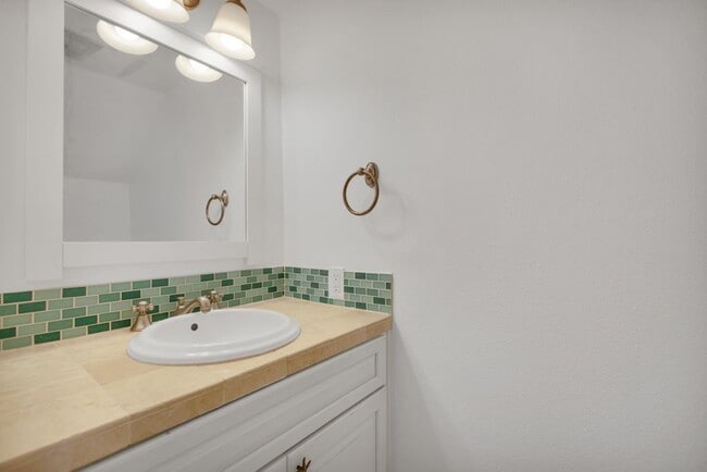 Building Photo - 28348 Rey De Copas Ln