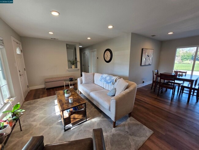 Building Photo - 1878 Elinora Dr