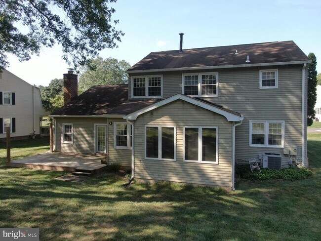 Building Photo - 1345 Carpers Farm Way