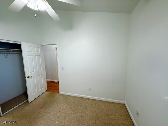 Building Photo - 1721 S Blagg Rd