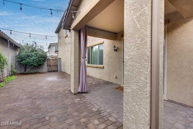 Building Photo - 6853 E Posada Cir