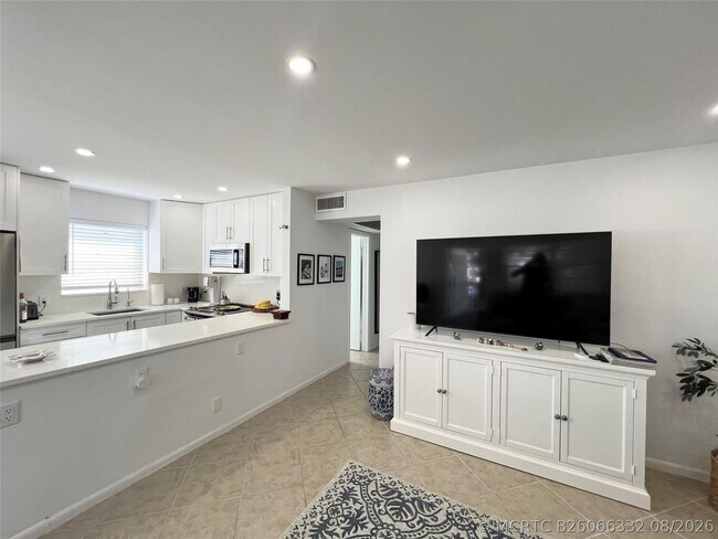 Building Photo - 548 Durham Cir