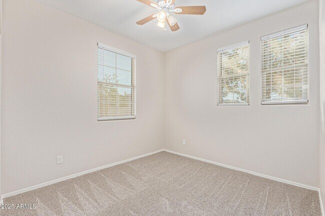 Building Photo - 16648 W Jenan Dr