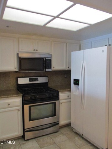 Building Photo - 4755 Templeton St