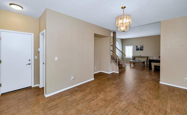 Building Photo - 11155 E Laurel Ln