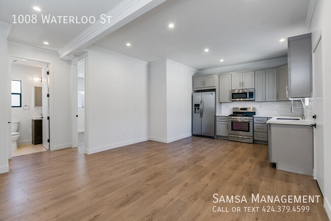 Building Photo - 1008 Waterloo St