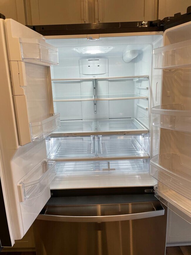 Building Photo - 5019 Arkose Dr