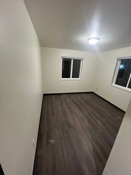 Building Photo - 1800 Sheldon Ave