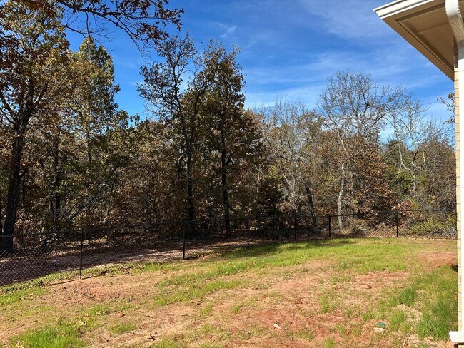 Building Photo - New Construction 3 Bedroom, 2 Bathroom on a 1.45 Acre Lot in Ridge Creek Addition!