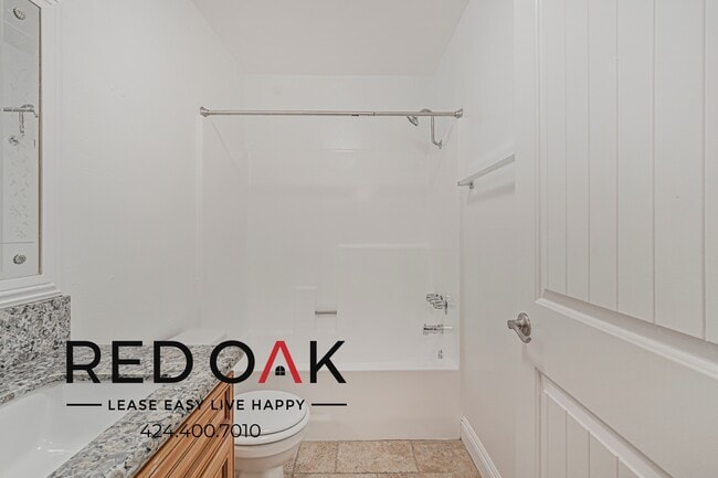 Building Photo - 5325 Cartwright Ave