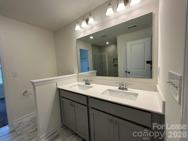 Building Photo - 2897 Yeager Dr NW