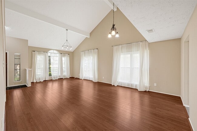 Building Photo - 3510 Honey Creek Dr