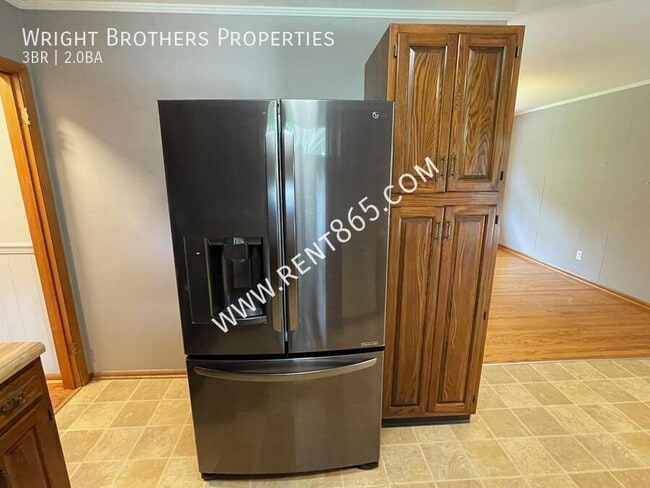Building Photo - 4709 Lonas Dr