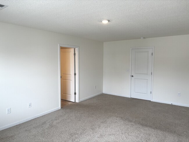Building Photo - 7523 Game Bird St