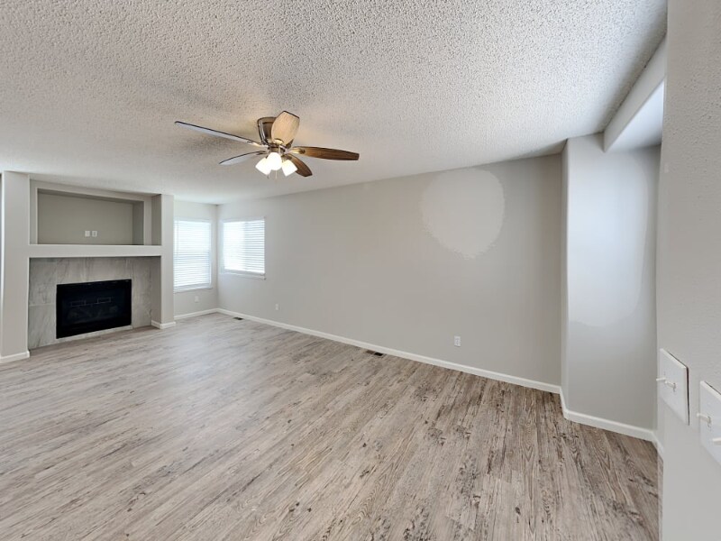 Building Photo - 7218 Moss Bluff Ct