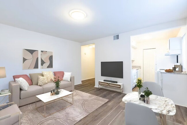 Building Photo - 6434 Elkhardt Rd