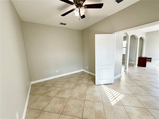 Building Photo - 2069 Nerva Rd