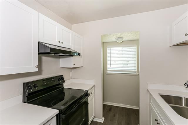 Building Photo - 250 Prairie Grove Dr