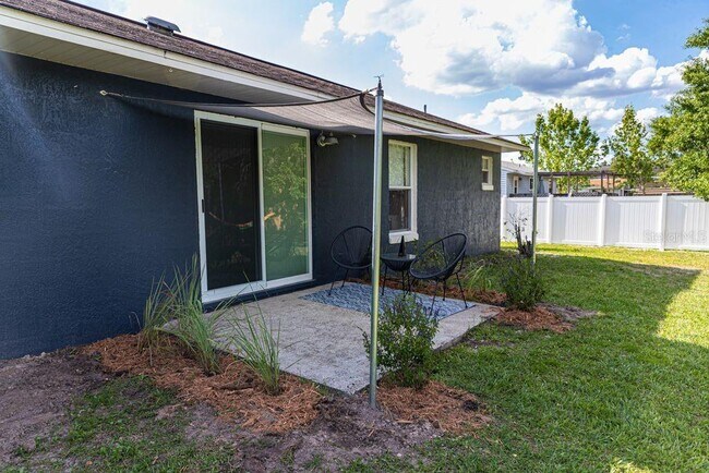 Building Photo - 1671 Judith Dr