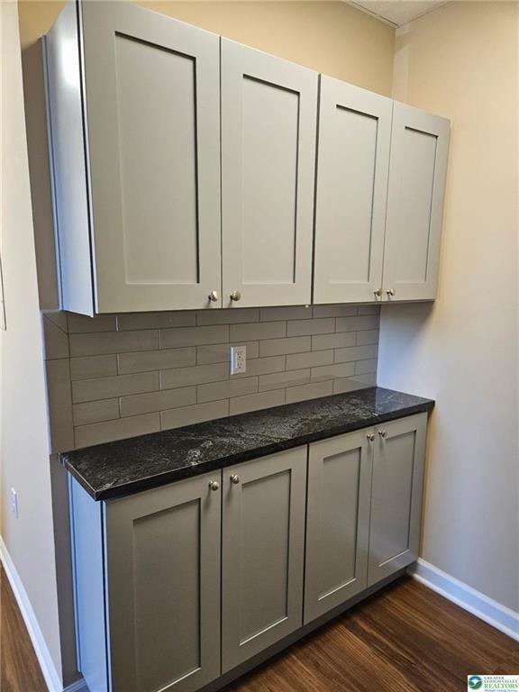 Building Photo - 525 2nd St