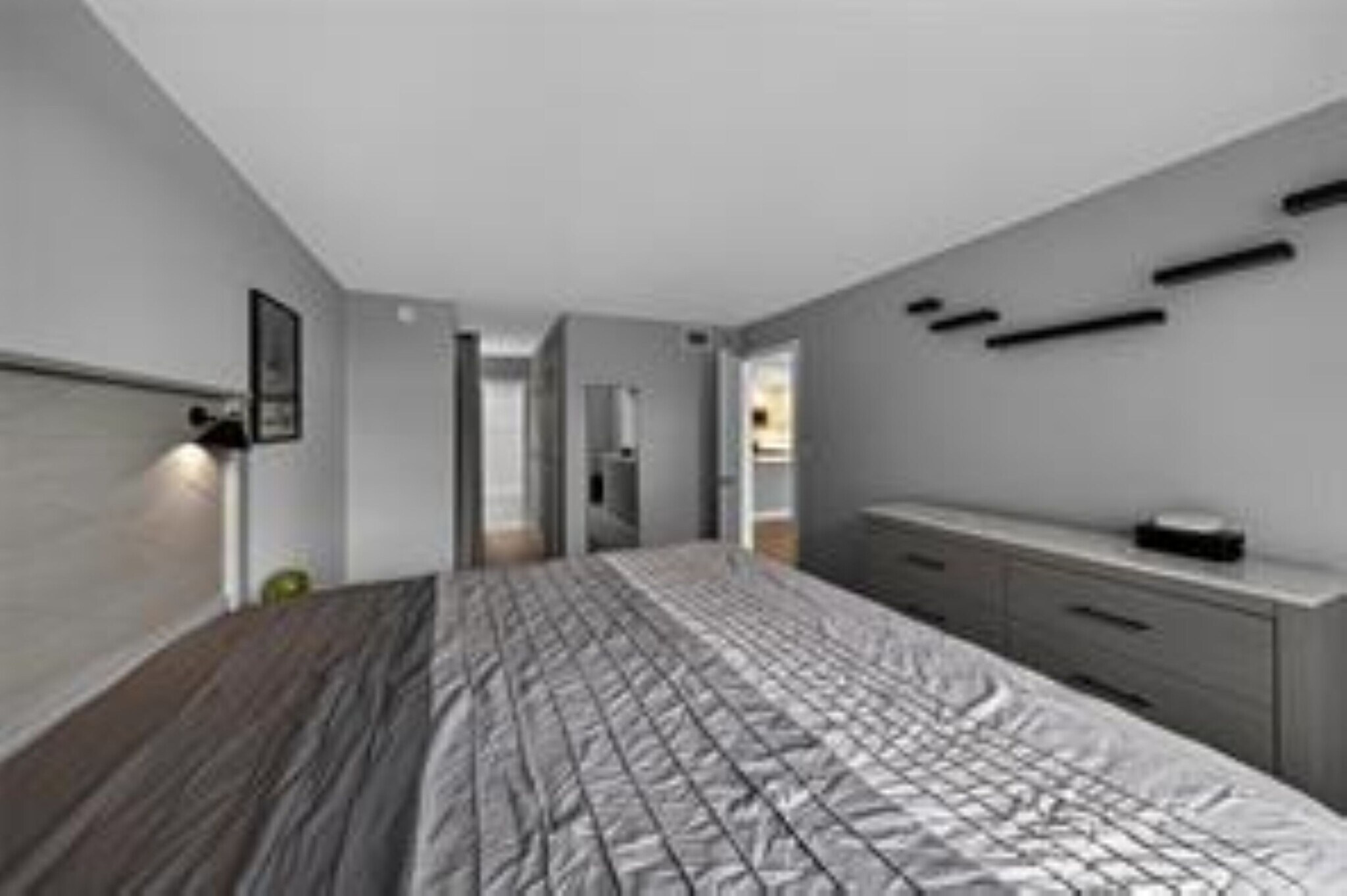 Building Photo - 1800 N Andrews Ave