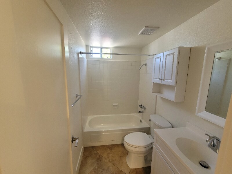 Building Photo - 1081 Triunfo Canyon Rd
