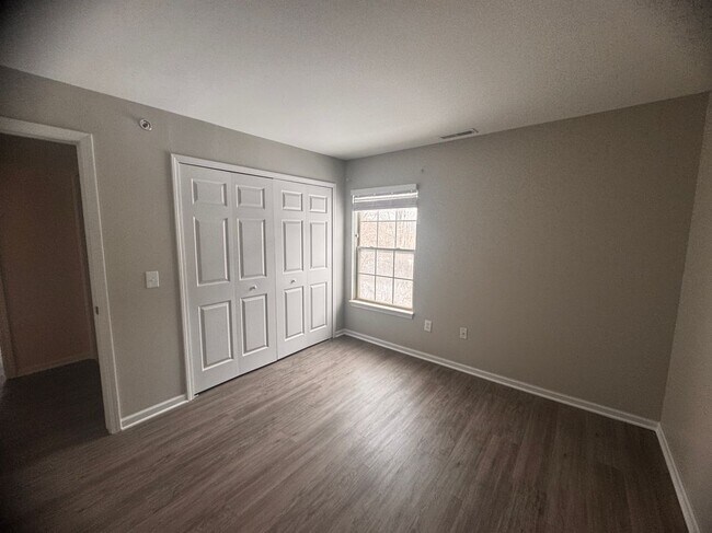 Building Photo - 14208 Pinehurst Ln