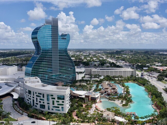 Building Photo - 1600 S Ocean Dr