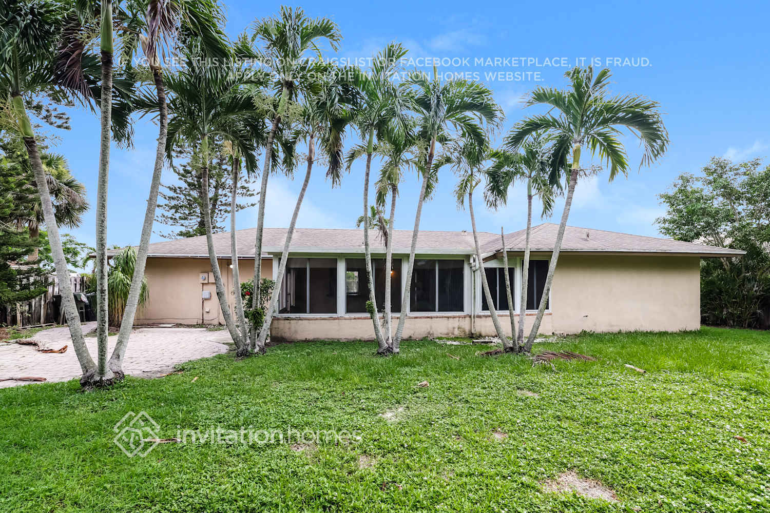 Building Photo - 1581 Wyndcliff Dr
