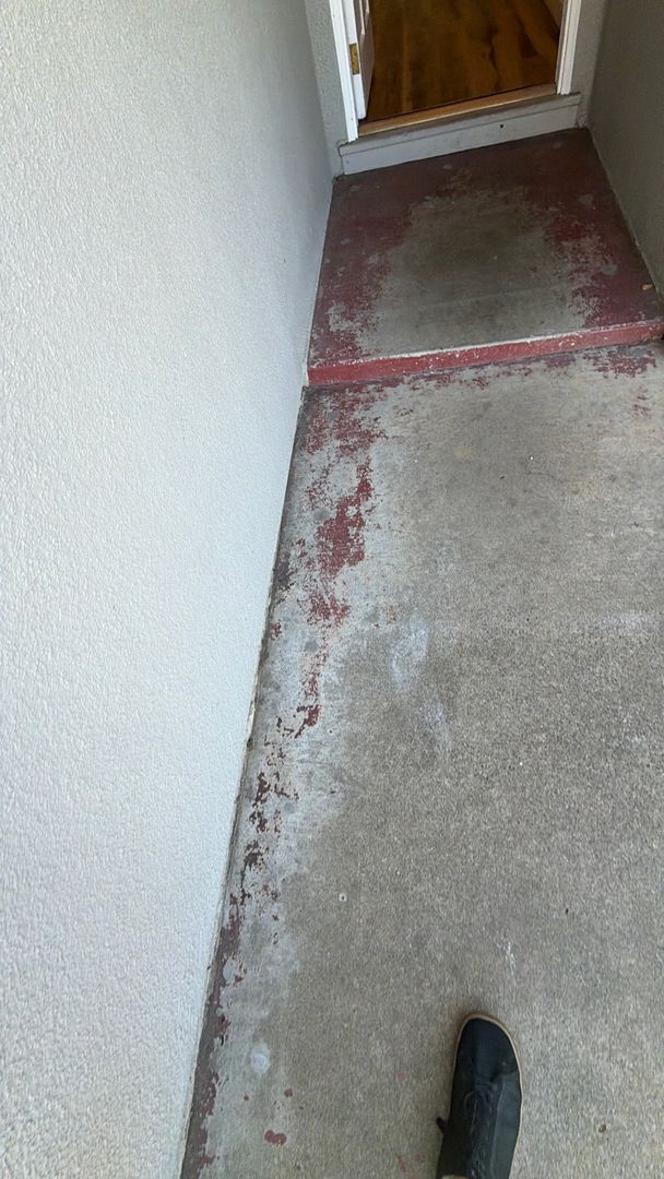 Building Photo - 4 Bed / 2 Bath | Rosemont Single Family Home Available