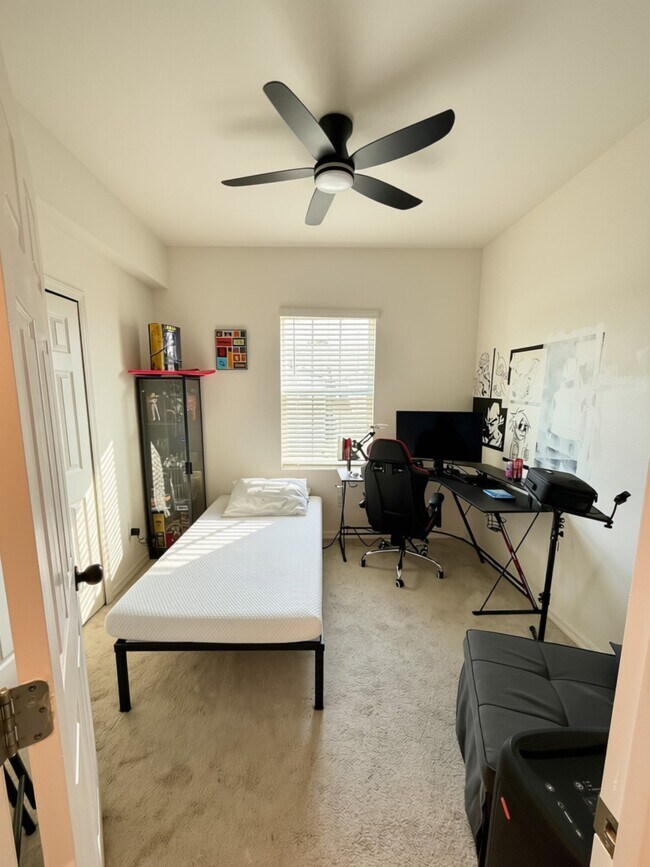Building Photo - 34225 Rogallo Ln